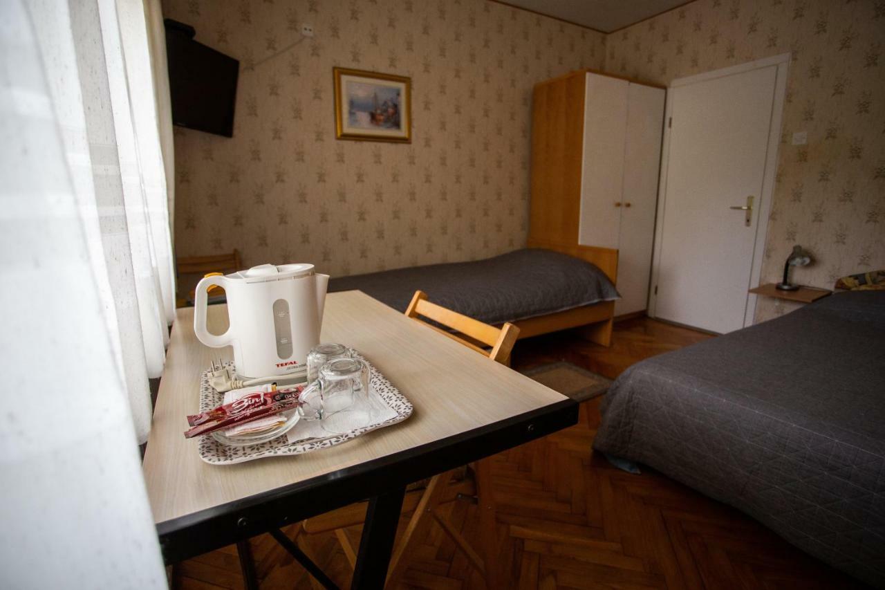 Guest House Ana.K Postojna Exteriér fotografie